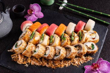 suşi siyah arka plan, yakın çekim