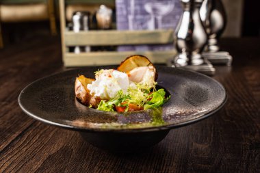 kavrulmuş patates haşlanmış yumurta, yakın çekim