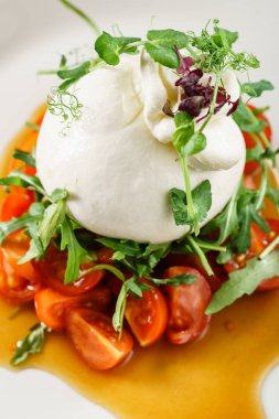 mozzarella ve domates, kapat