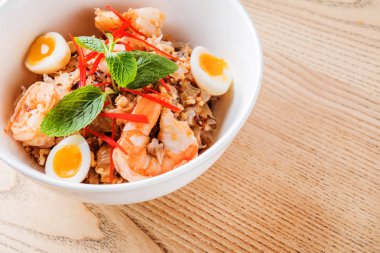 kızarmış pilav ile karides, yakın çekim