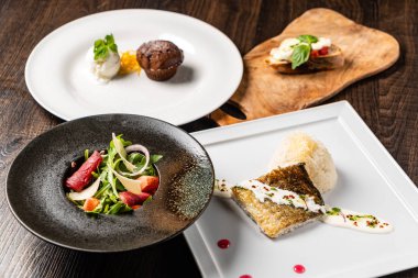 akşam yemeği restoranda, yakın çekim