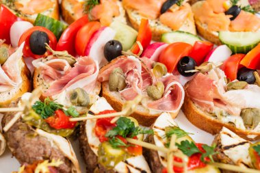 Noel mezeleri kutuda.