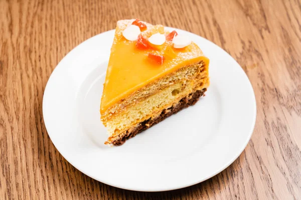 Slice Caramel Cake Close — Stock Photo, Image