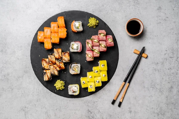 Suşi beton zemin üzerine