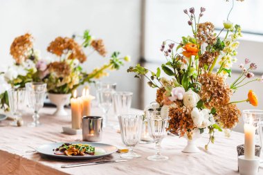 Çiçekli tablo Easter