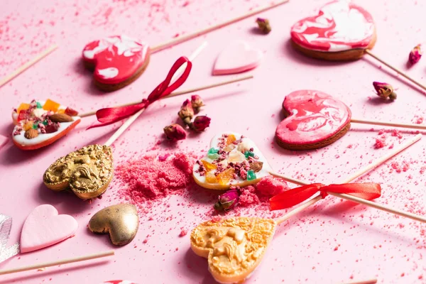 Hartvormige Cookie Pop Voor Valentijnsdag — Stockfoto