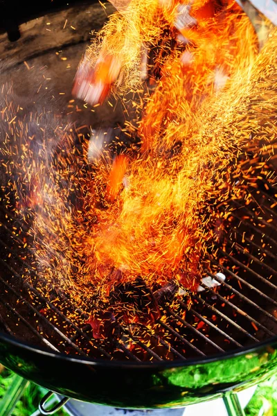 Carbón Ardiendo Madera Como Fondo — Foto de Stock