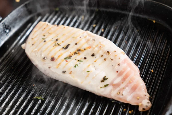 Grilled Chicken Breast Close — Stock Photo, Image