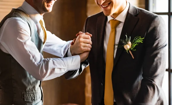 Bruiloft Portret Groomsmen Bruidegom Pak Volwassene — Stockfoto