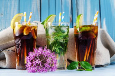 Yaz limonata otlar ile