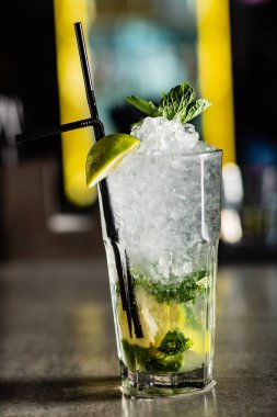 barda kokteyl yaz, yakın çekim