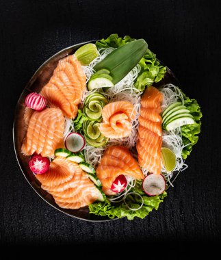 sebzeler Çiğ somon