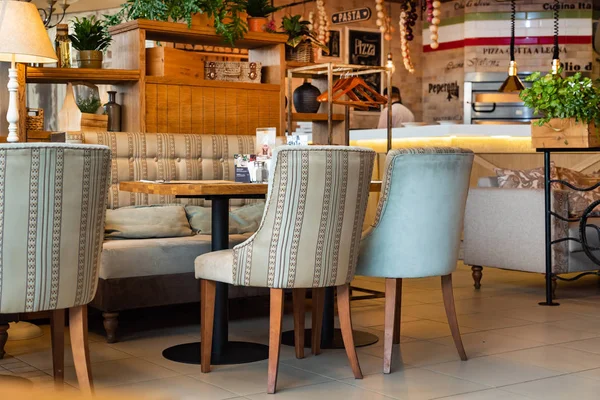 Gemütliches Restaurant Interieur Mit Stühlen — Stockfoto