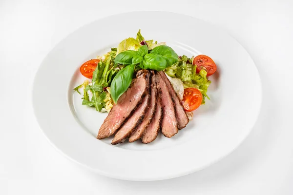 Salat Mit Rindfleisch Und Gemüse — Stockfoto