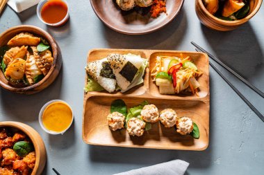 restoranda asya seti