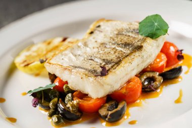 Sebzeli balık, yakın çekim.