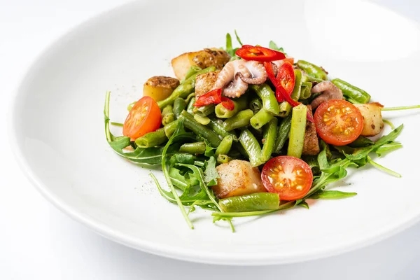 Salada Fresca Com Polvo Bebê Legumes — Fotografia de Stock