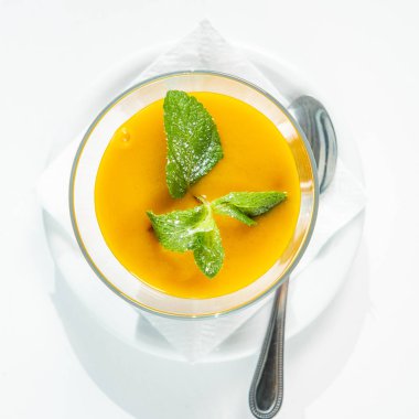 Meyve ile Hindistan cevizi sütü Chia Puding, yakın