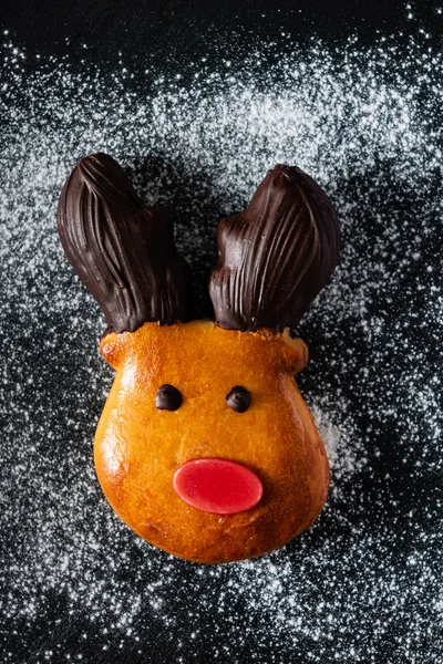 Kırmızı Burun Çikolata Boynuzları Noel Kek Börek Geyik — Stok fotoğraf