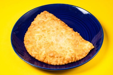 Özbek doğu Tatar mutfağı, etli cheburek.
