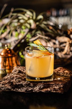 barda yaratıcı kokteyl, yakın yukarı