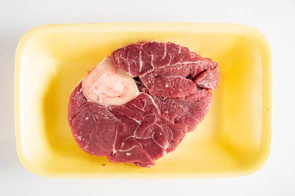 Свежее Мясо Говядины Белом Фоне — стоковое фото