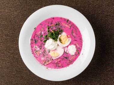 yumurta ile pancar soğuk çorba, yakın yukarı