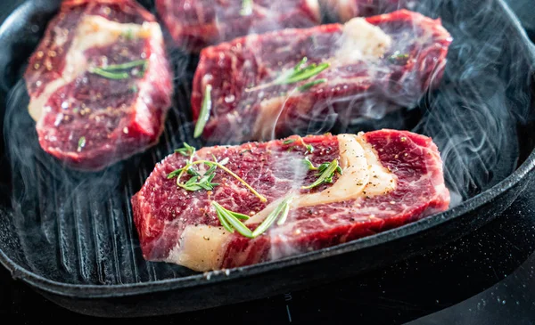 Grilled Steaks Pan Close — Stock Photo, Image