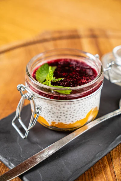 Pudín Chía Saludable Con Bayas Frutas — Foto de Stock