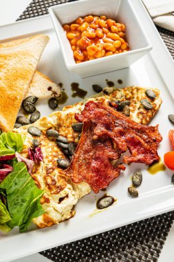 kafede geleneksel kahvaltı, yakın