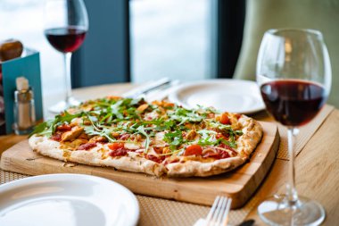 pizzacı lezzetli pizza, yakın