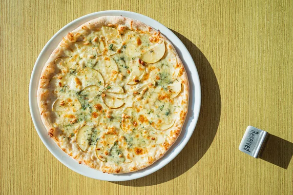 Pizza Con Gorgonzola Pera — Foto Stock