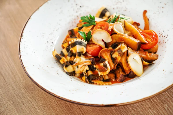 Pasta Vegetables Chanterelles Close — Stock Photo, Image