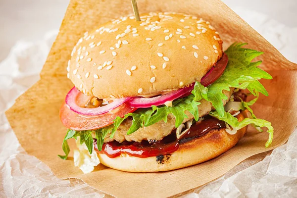 Tasty Burger Parchment — Stock Photo, Image