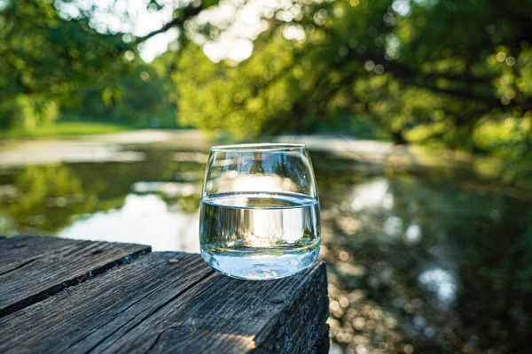 Vaso Agua Limpia Aire Libre — Foto de Stock