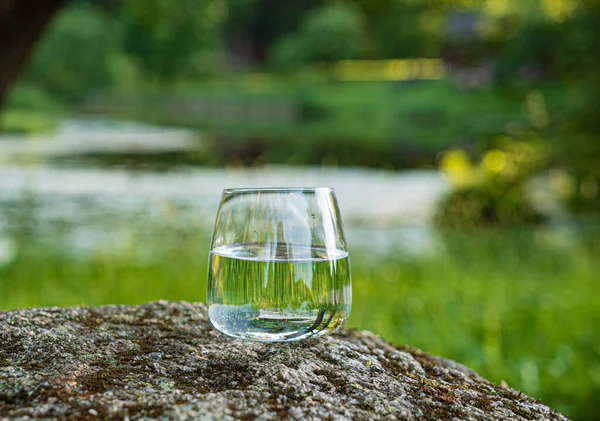 Glas Schoon Water Buiten — Stockfoto