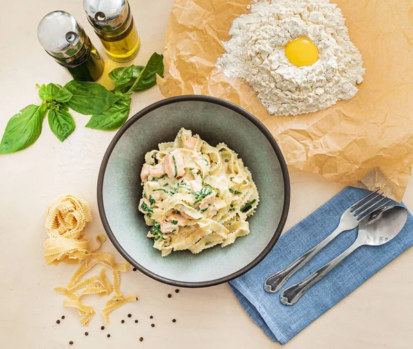 Pasta Fresca Nel Ristorante Italiano — Foto Stock