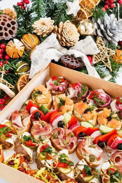 Christmas Appetizers Box — Stock Photo, Image