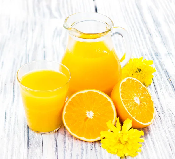 Oranges Fresh Juice Table Flowers — Stock Photo, Image