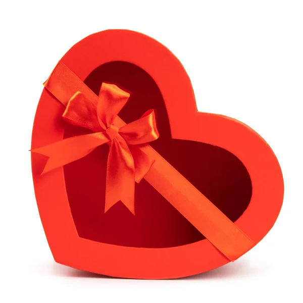 Herzförmige Rote Box Isoliert Auf Weiß Geschenkkonzept — Stockfoto