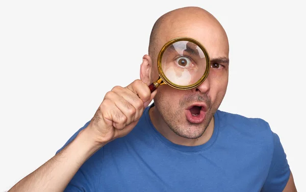 Man Holding Magnifying Glass Surprised Bald Man Isolated — Stock Photo, Image