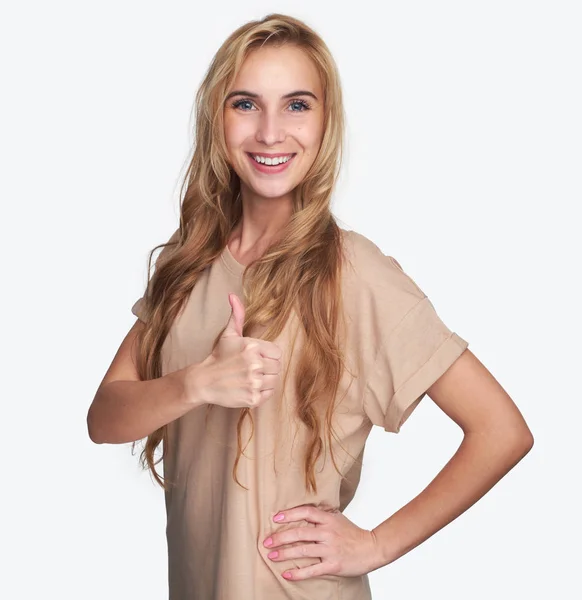 Mooi Blond Meisje Duimen Omhoog Teken Tonen Vrolijke Vrouw Toothy — Stockfoto