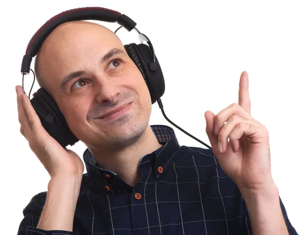 Homem Feliz Nos Auscultadores Ouvir Música Isolado Branco — Fotografia de Stock