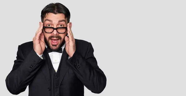 Surprised Bearded Man Tuxedo Eyeglasses Isolated Grey Background — Stock Photo, Image