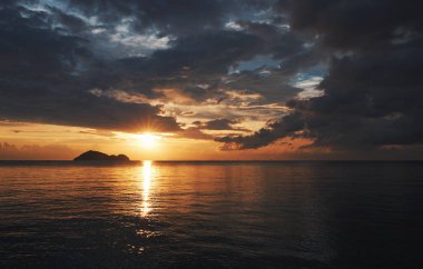 Koh Samui Adası, Tayland. Deniz on Sunset