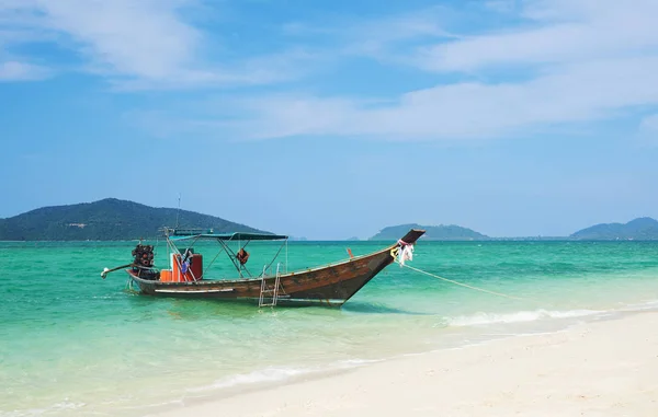 Barco Cuento Largo Playa Tailandia — Foto de Stock
