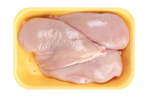 Peitos de frango crus isolados em branco — Fotografia de Stock