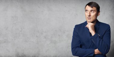 düşünceli adam alanı kopyalamak isteyen