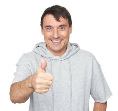 Orta yaşlı adam kapüşonlu sweatshirt izole giyiyor
