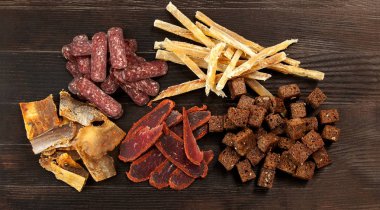 Çeşitli aperatifler bira için